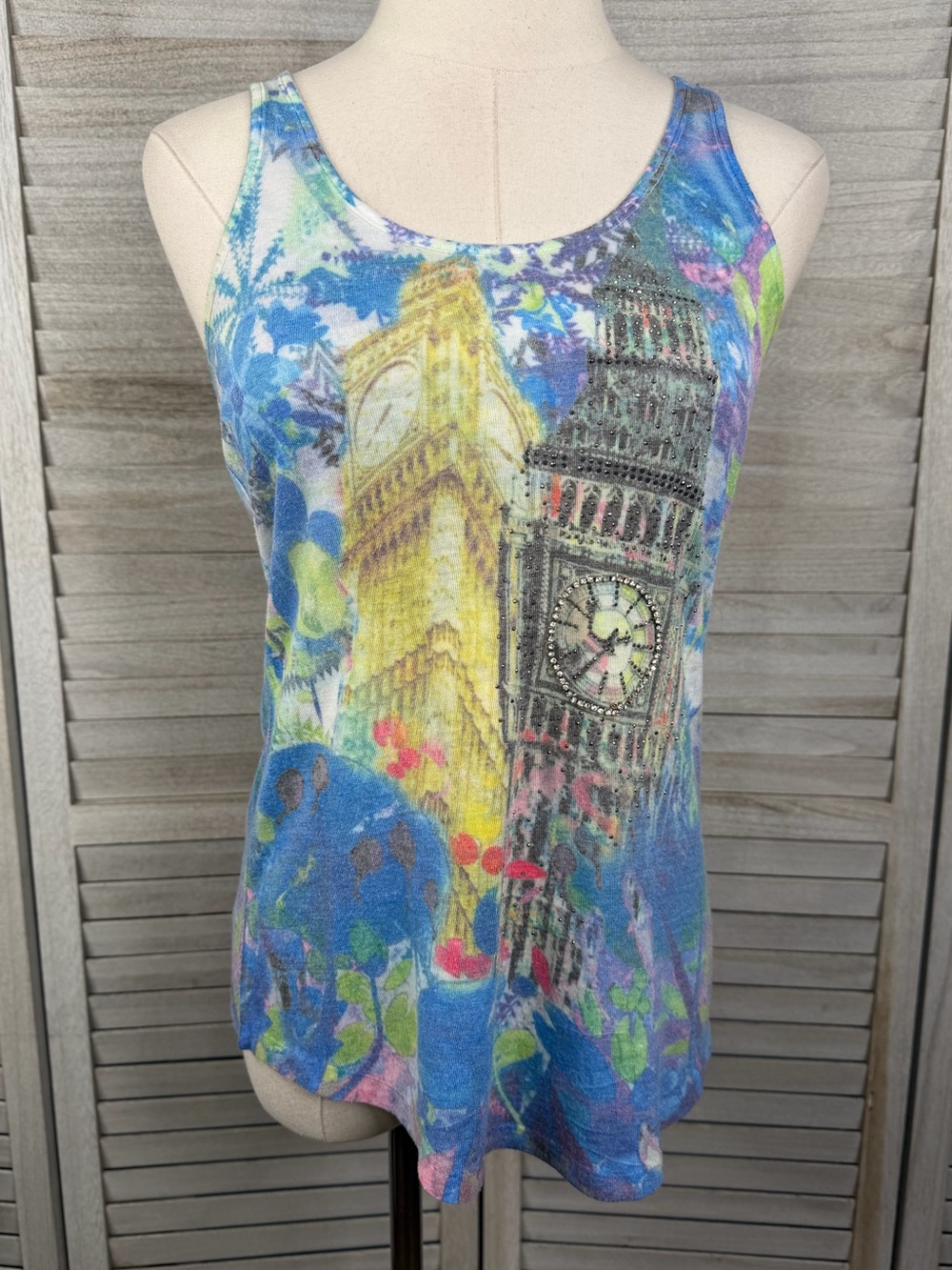Women's 90's-Y2K London/Big Ben Embellished Cut Out Watercolor Tank Top-S/M